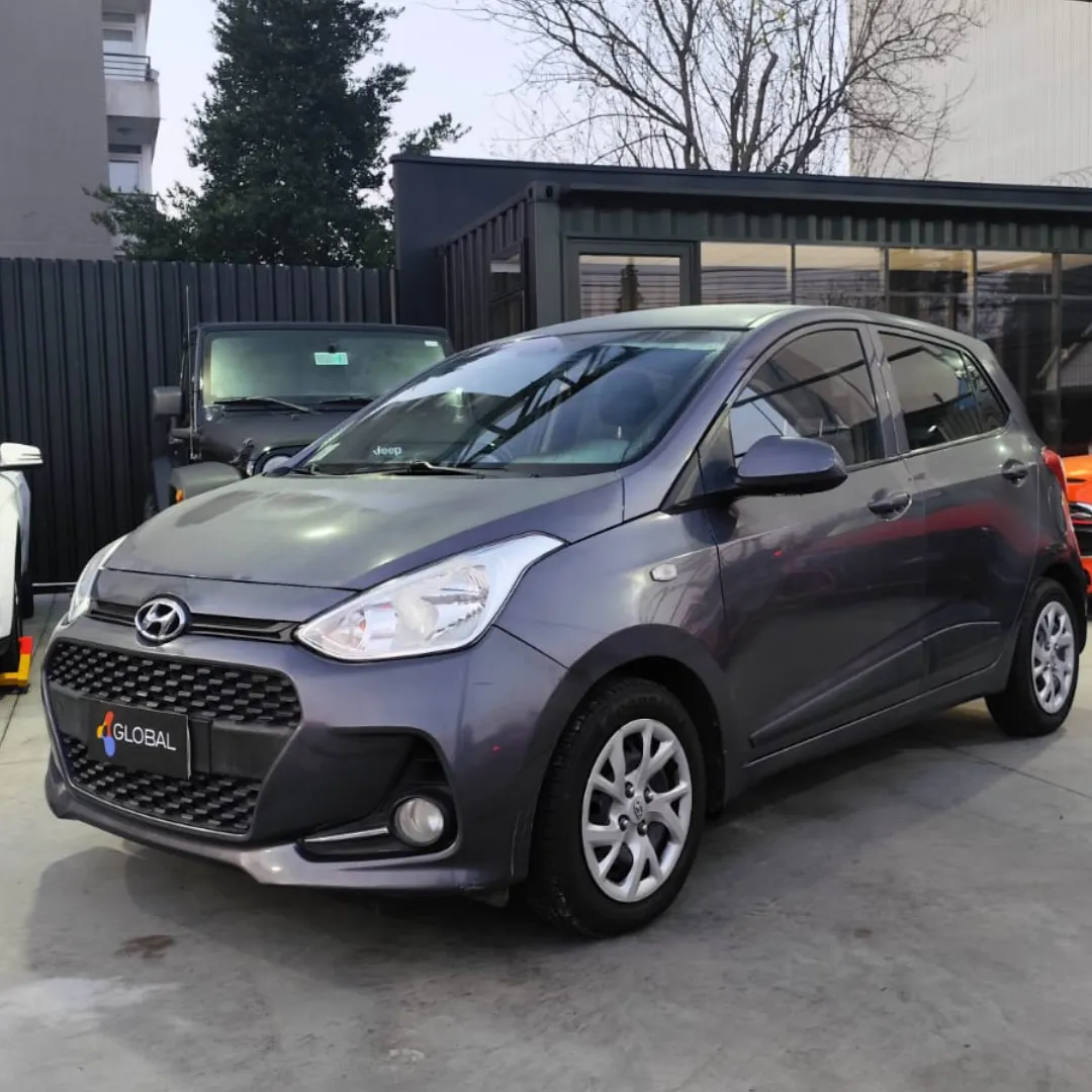 Hyundai I 10 GLS (6) vendido