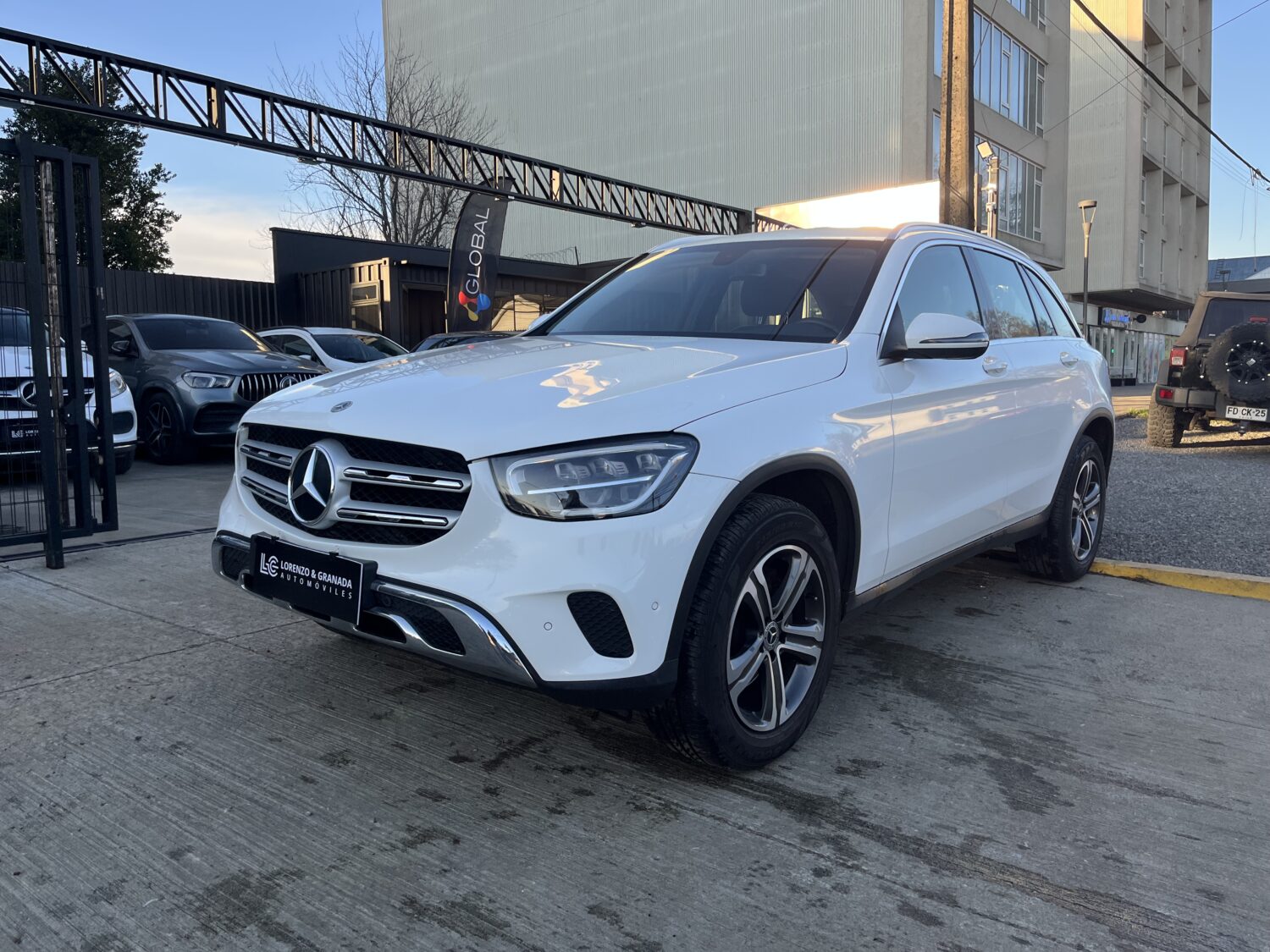 MERCEDEZ BENZ GLC 200.
